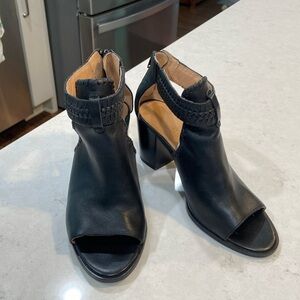 Jack Rogers Booties Womens Size 9.5 Black Leather Tinsley Open Toe Block Heel